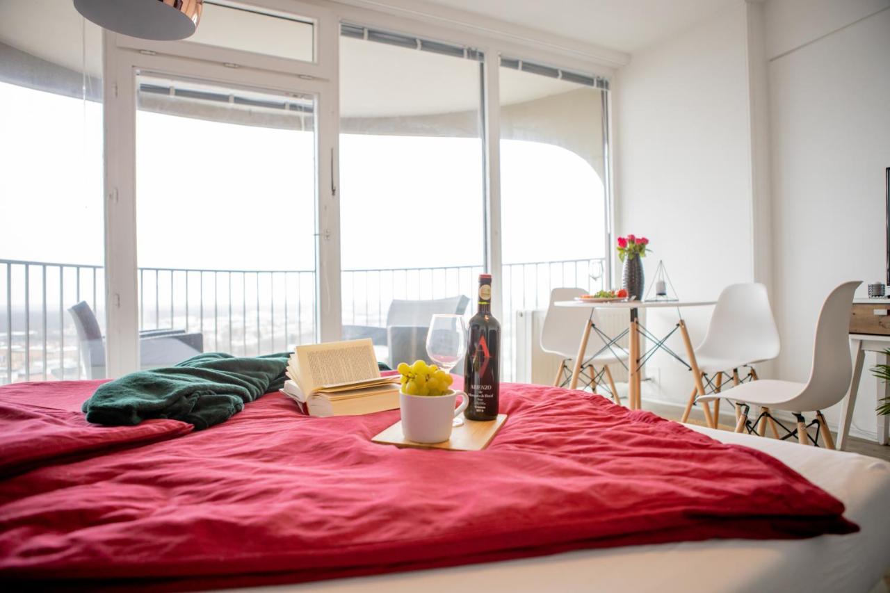 Modernes Apartment Mit Tollem Blick Ueber Die Stadt Augsburg Dış mekan fotoğraf